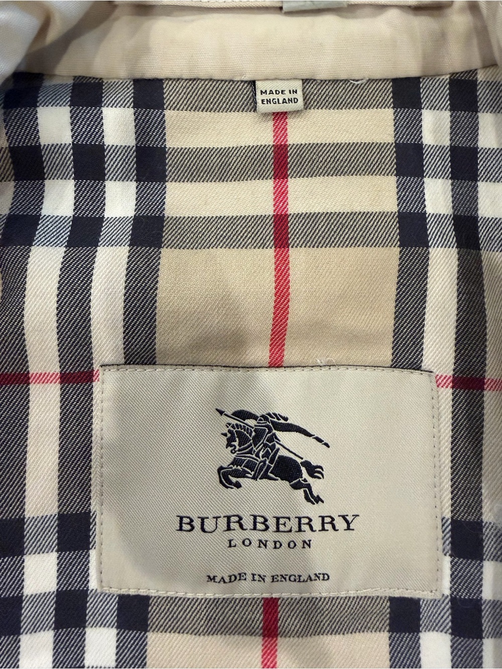 Burberry Beige Trench Coat with Signature Check Lining - Picture 2 of 11